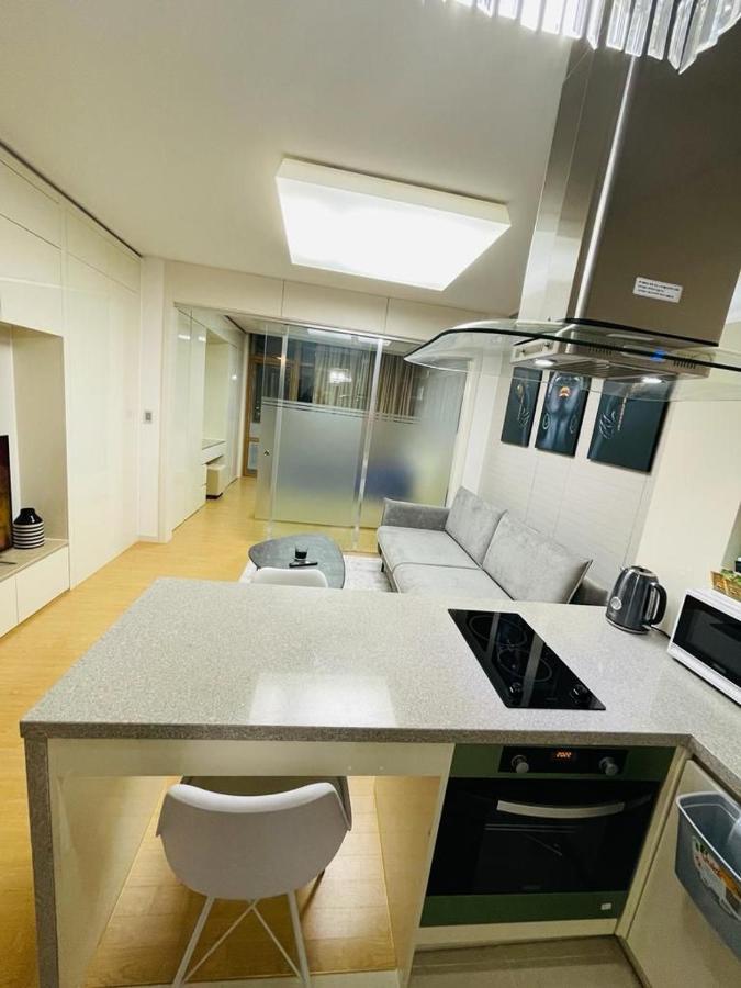 Happy Days At Highvill G Apartment Promyshlennyy Exterior photo